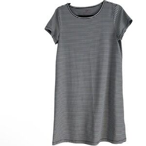 Vineyard Vines Dress Size S Navy Blue/ White Cotton Knit Striped Shift